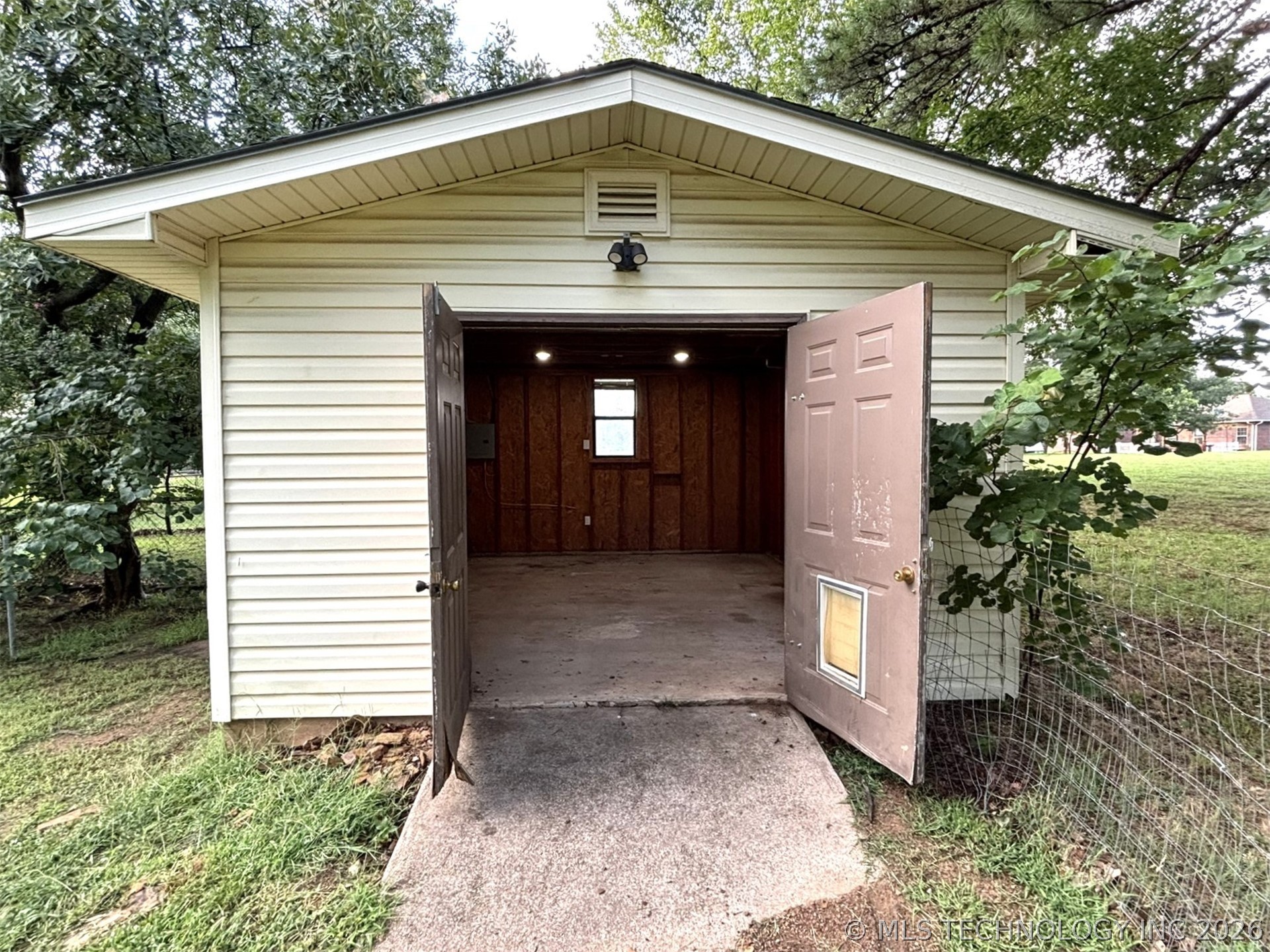 415641 E 1094 Eufaula OK 74426