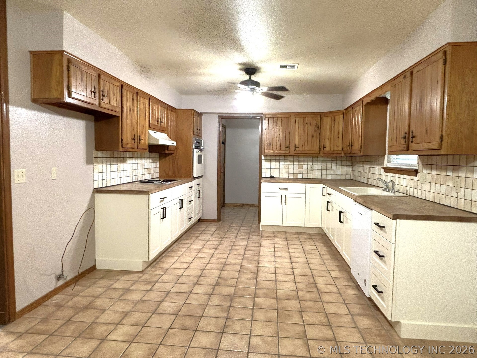 415641 E 1094 Eufaula OK 74426