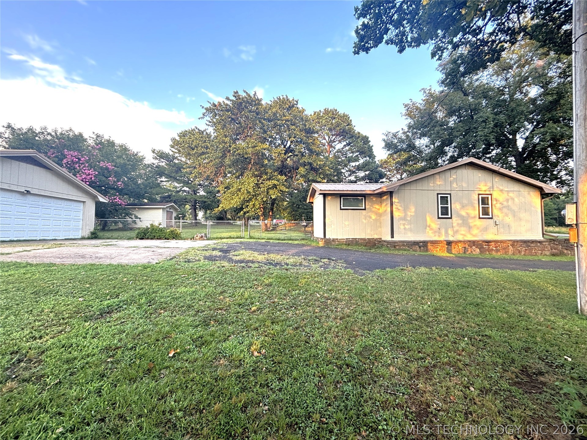 415641 E 1094 Eufaula OK 74426