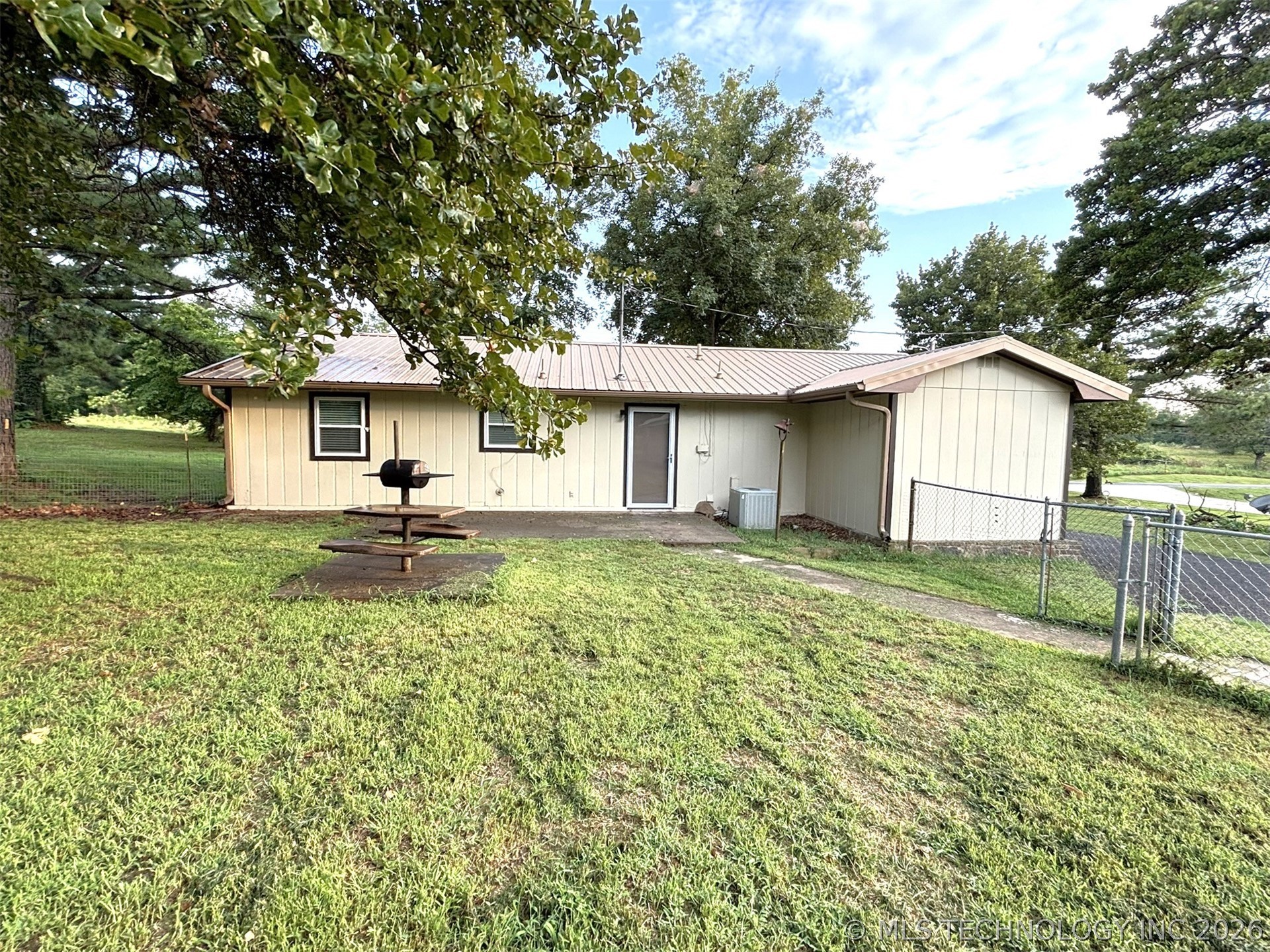 415641 E 1094 Eufaula OK 74426