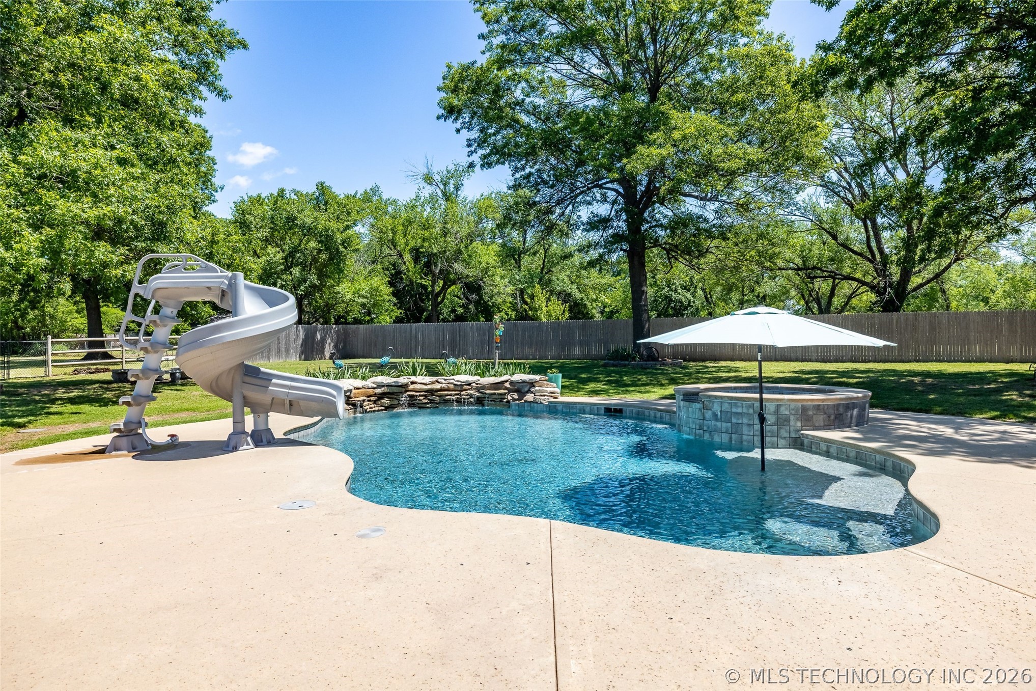 8503 E 136th Street Collinsville OK 74021