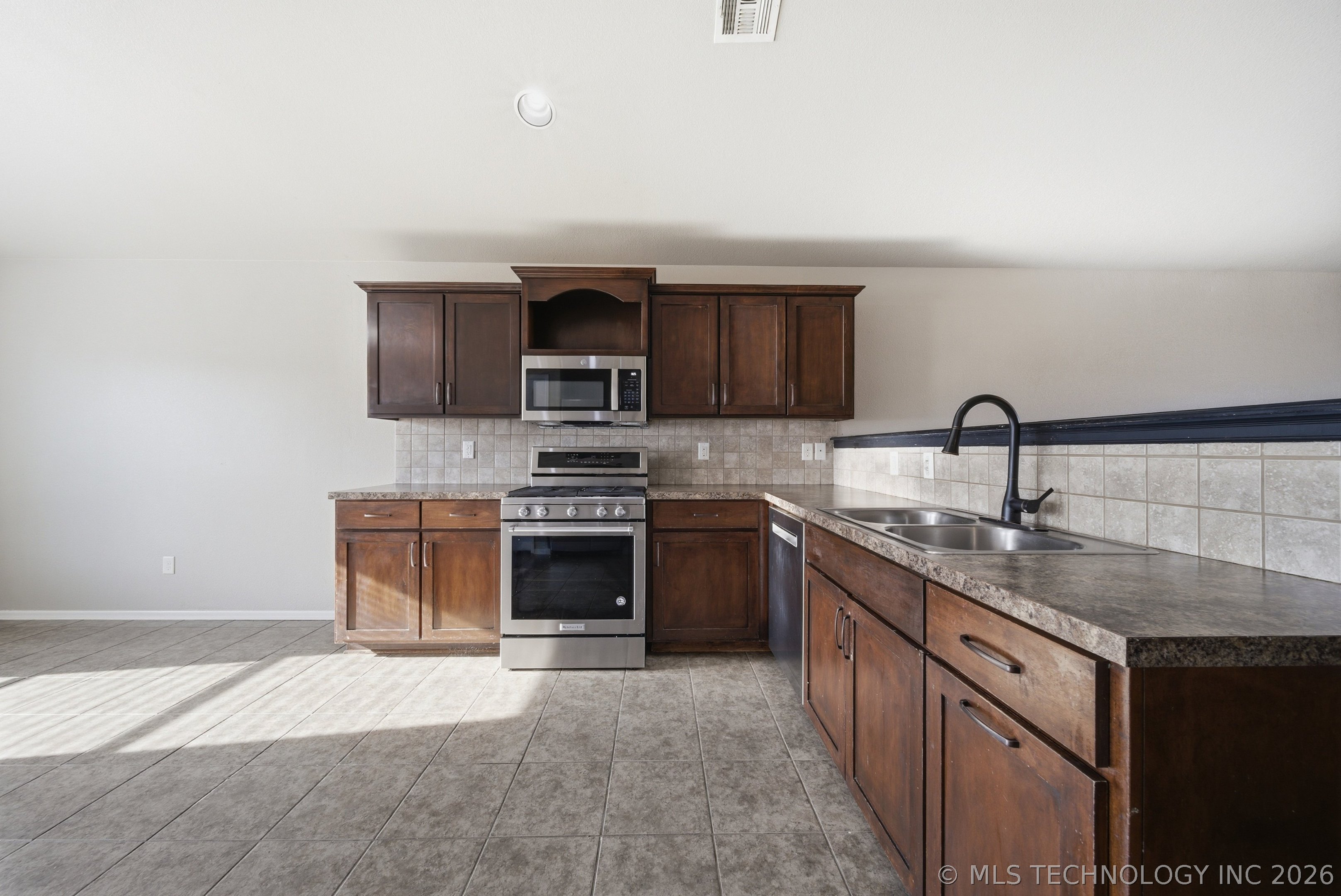16043 S 88th Eastavenue Bixby OK 74008