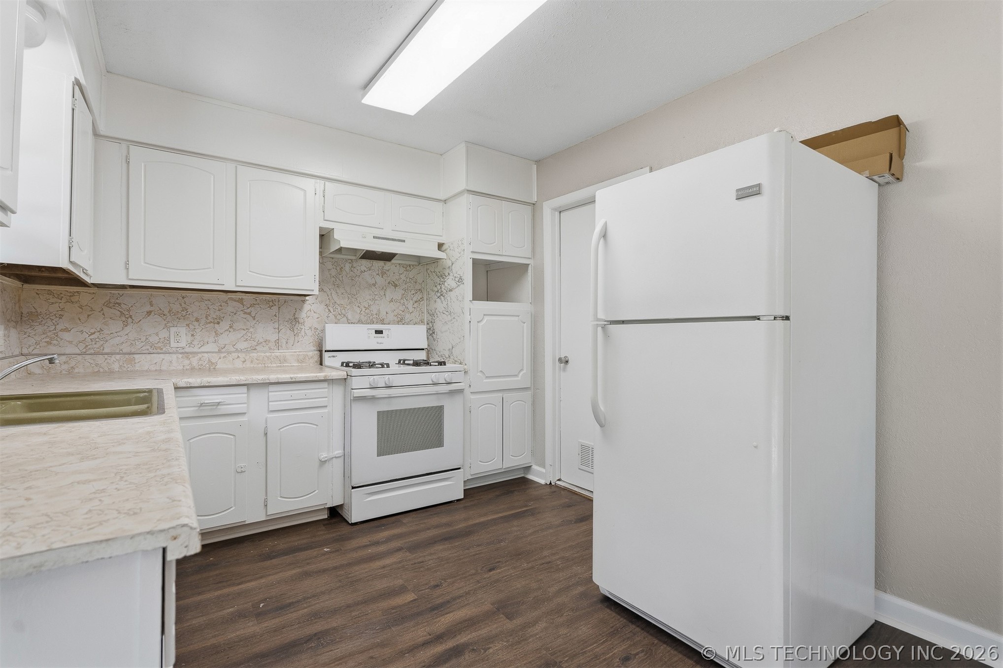 59 Laurel Lone Grove OK 73443