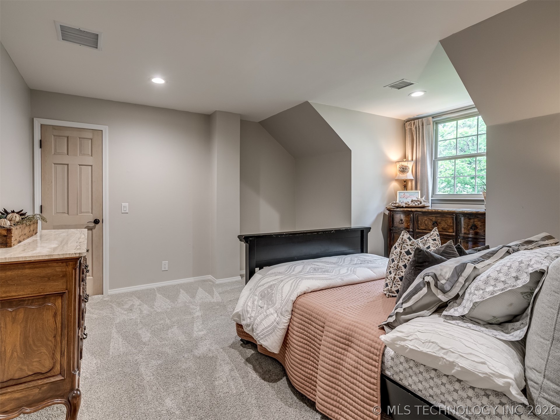 4984 E 114th Place Tulsa OK 74137