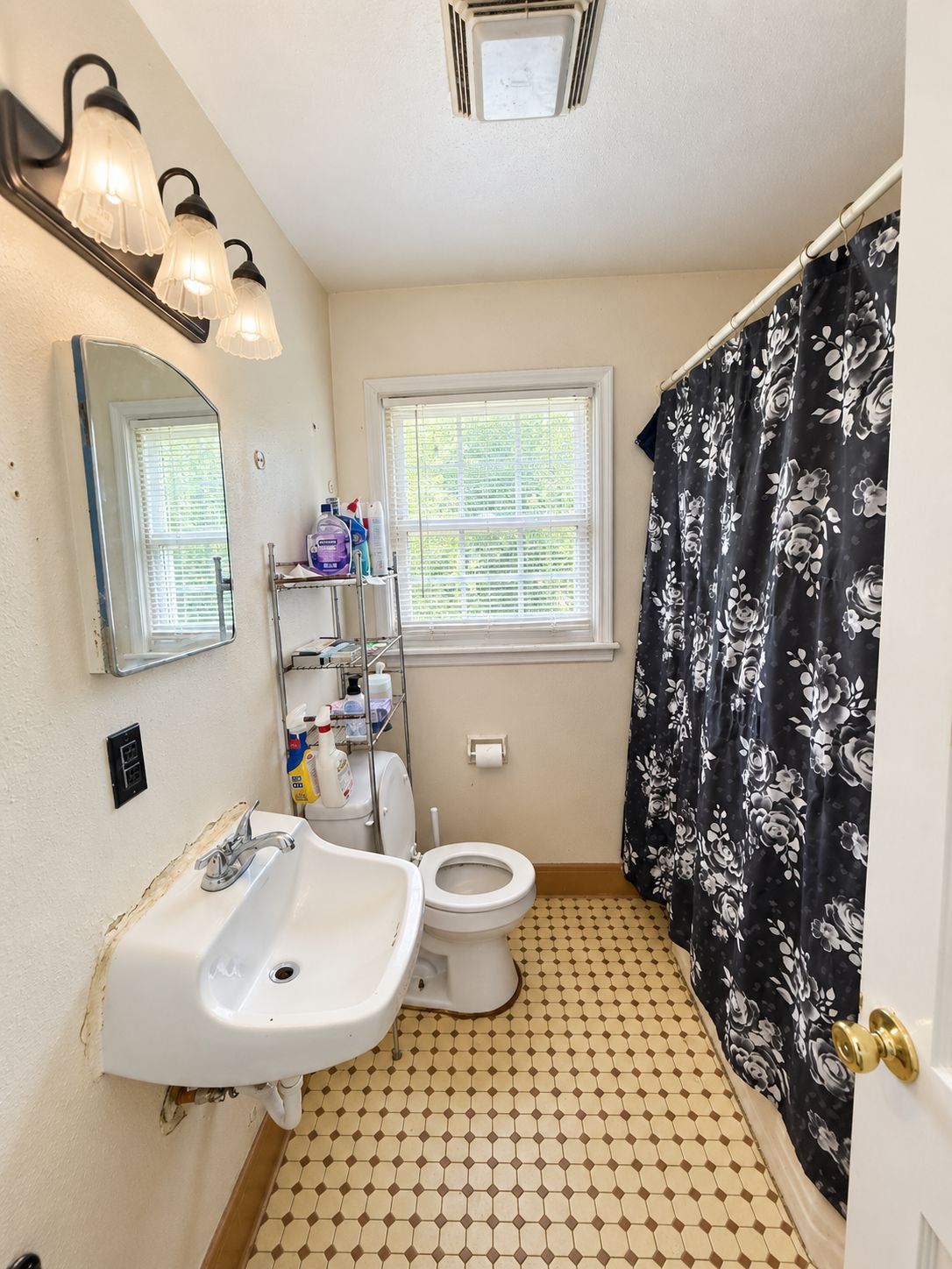 1135 N Canton Avenue Tulsa OK 74115