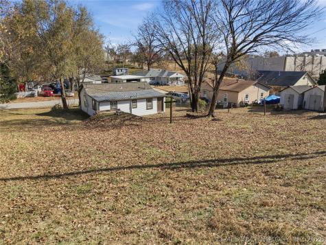 610 N Grant Avenue Sand Springs OK 74063