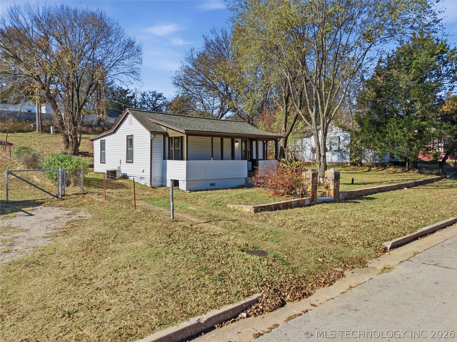 610 N Grant Avenue Sand Springs OK 74063
