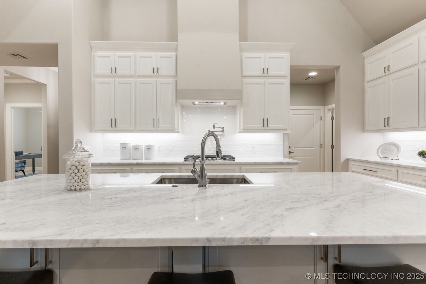 2708 W Van Buren Court Broken Arrow OK 74011