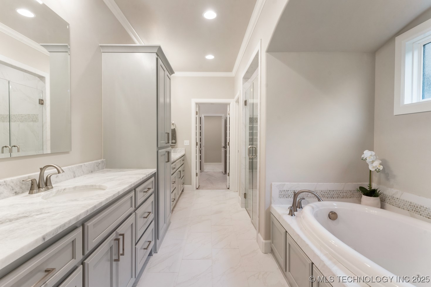 2708 W Van Buren Court Broken Arrow OK 74011