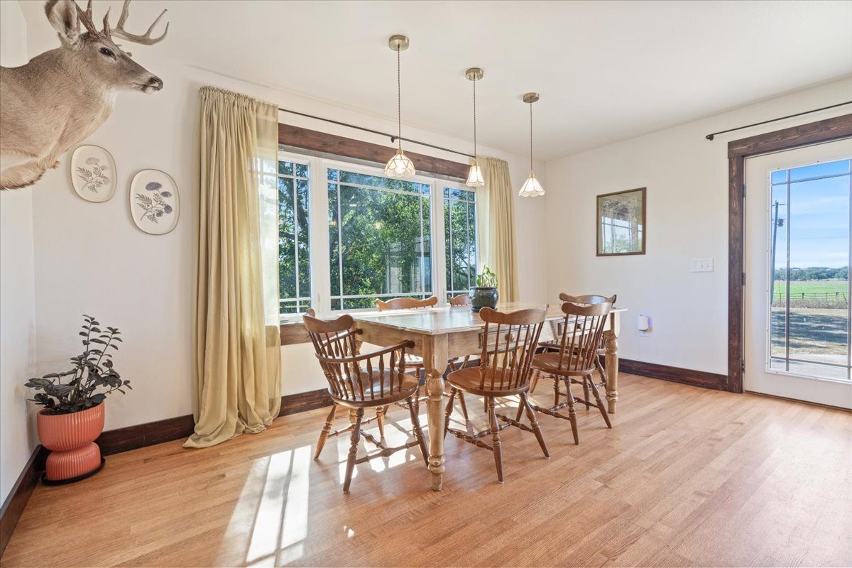 14282 E 530 Road Colcord OK 74338