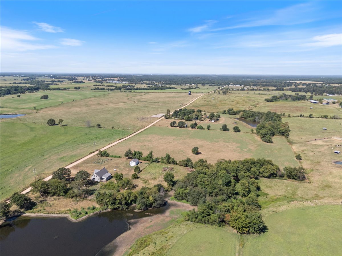 14282 E 530 Road Colcord OK 74338