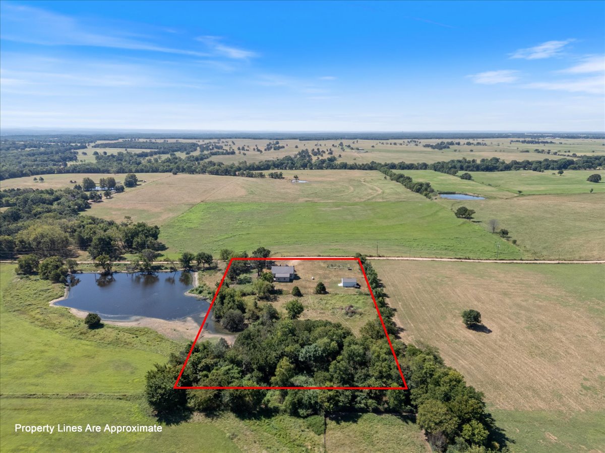 14282 E 530 Road Colcord OK 74338