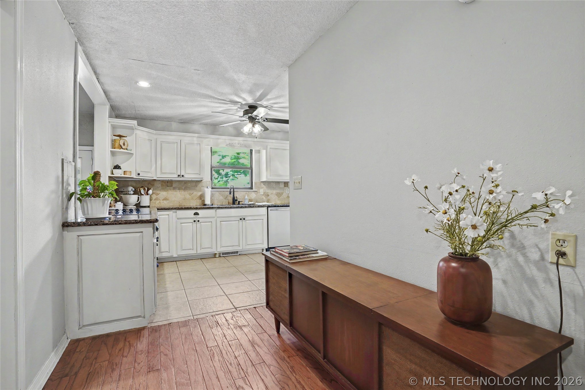 5733 E 97th Place Tulsa OK 74137