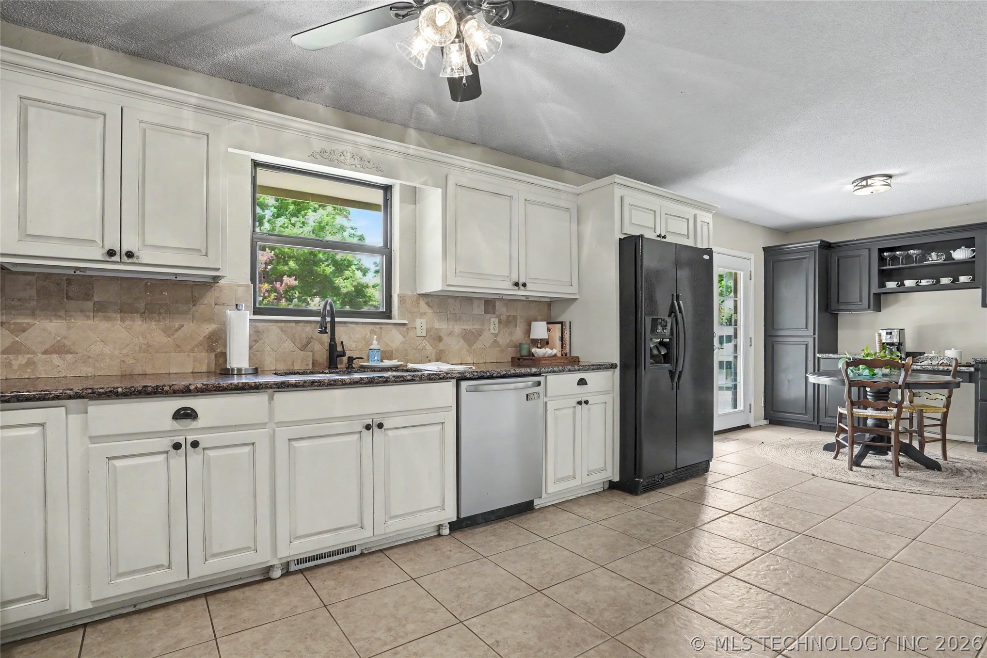 5733 E 97th Place Tulsa OK 74137