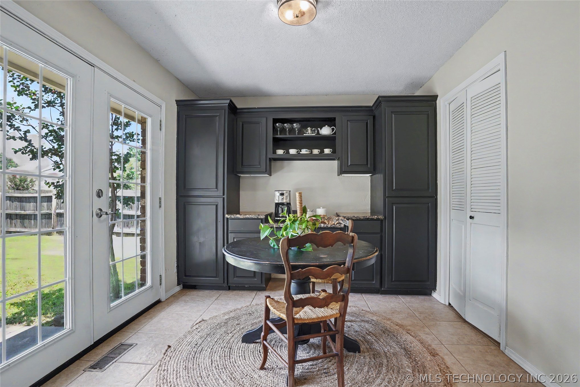 5733 E 97th Place Tulsa OK 74137