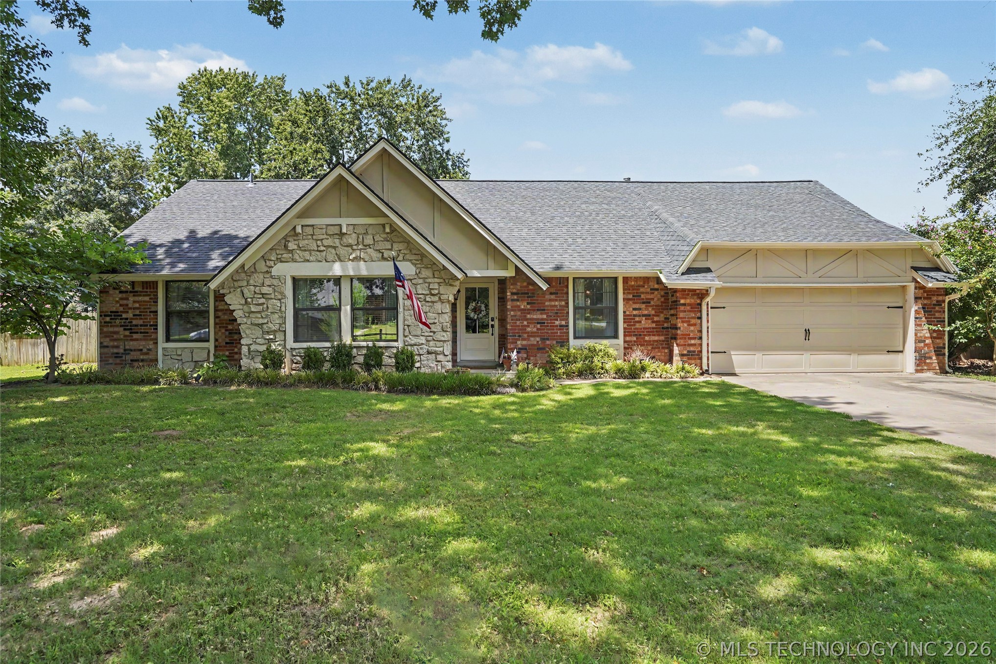 5733 E 97th Place Tulsa OK 74137