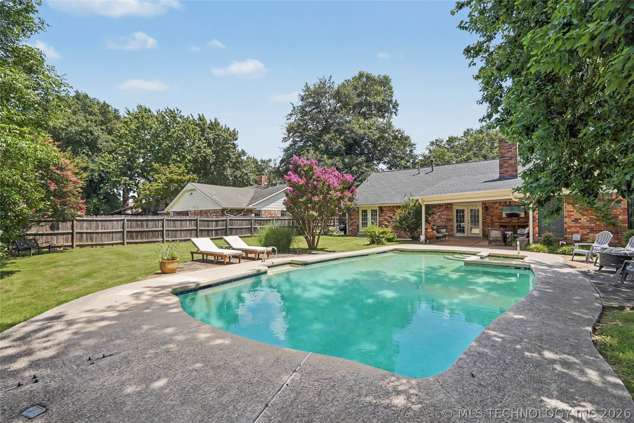 5733 E 97th Place Tulsa OK 74137
