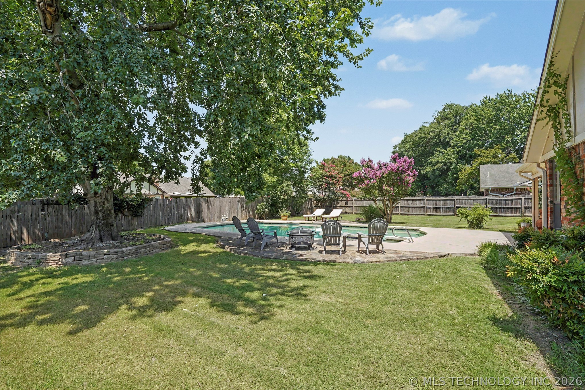 5733 E 97th Place Tulsa OK 74137