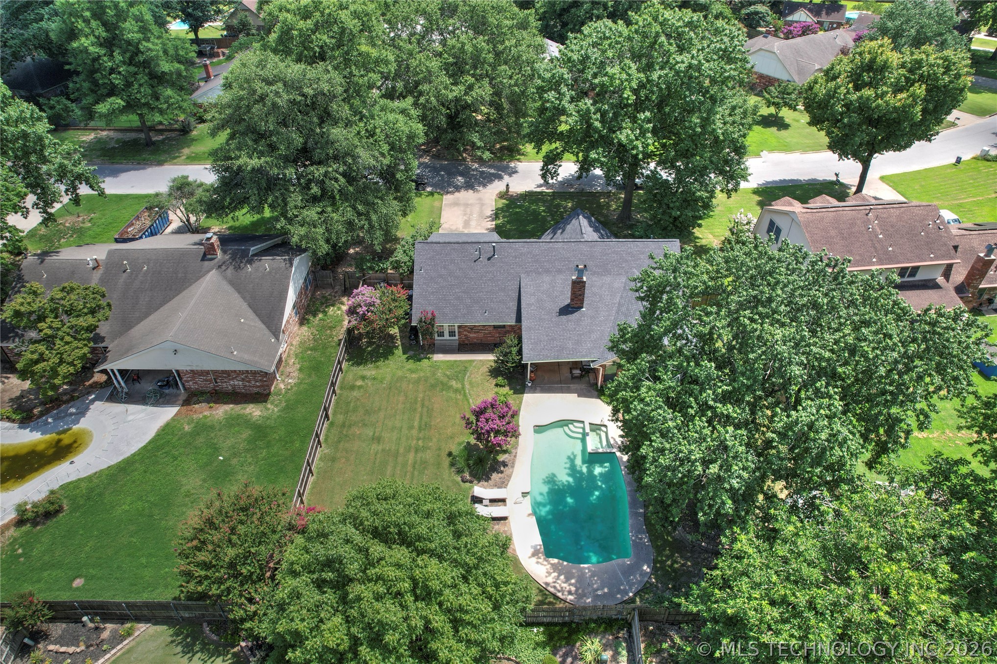 5733 E 97th Place Tulsa OK 74137