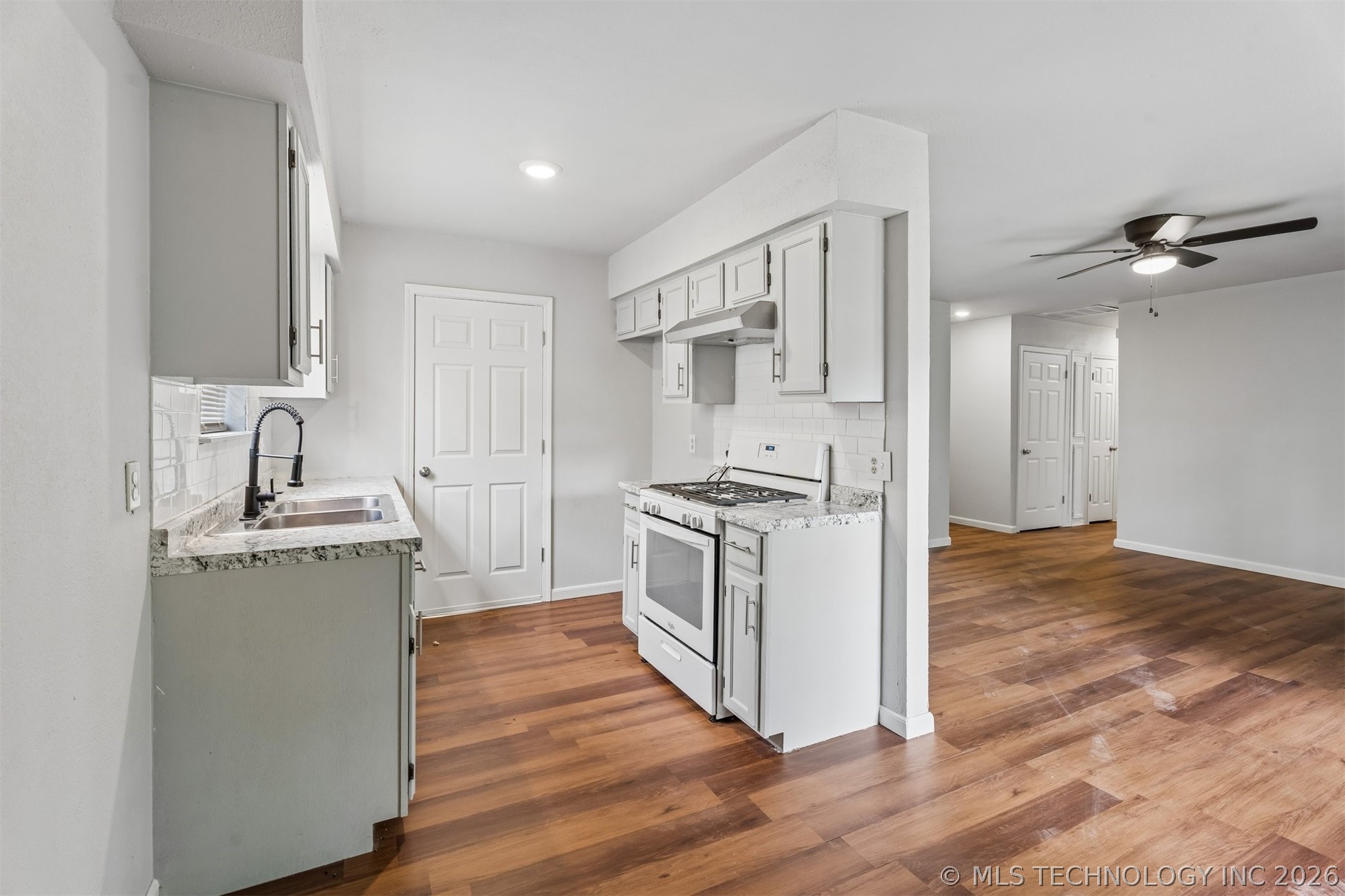 3634 S 106th Place E Tulsa OK 74146
