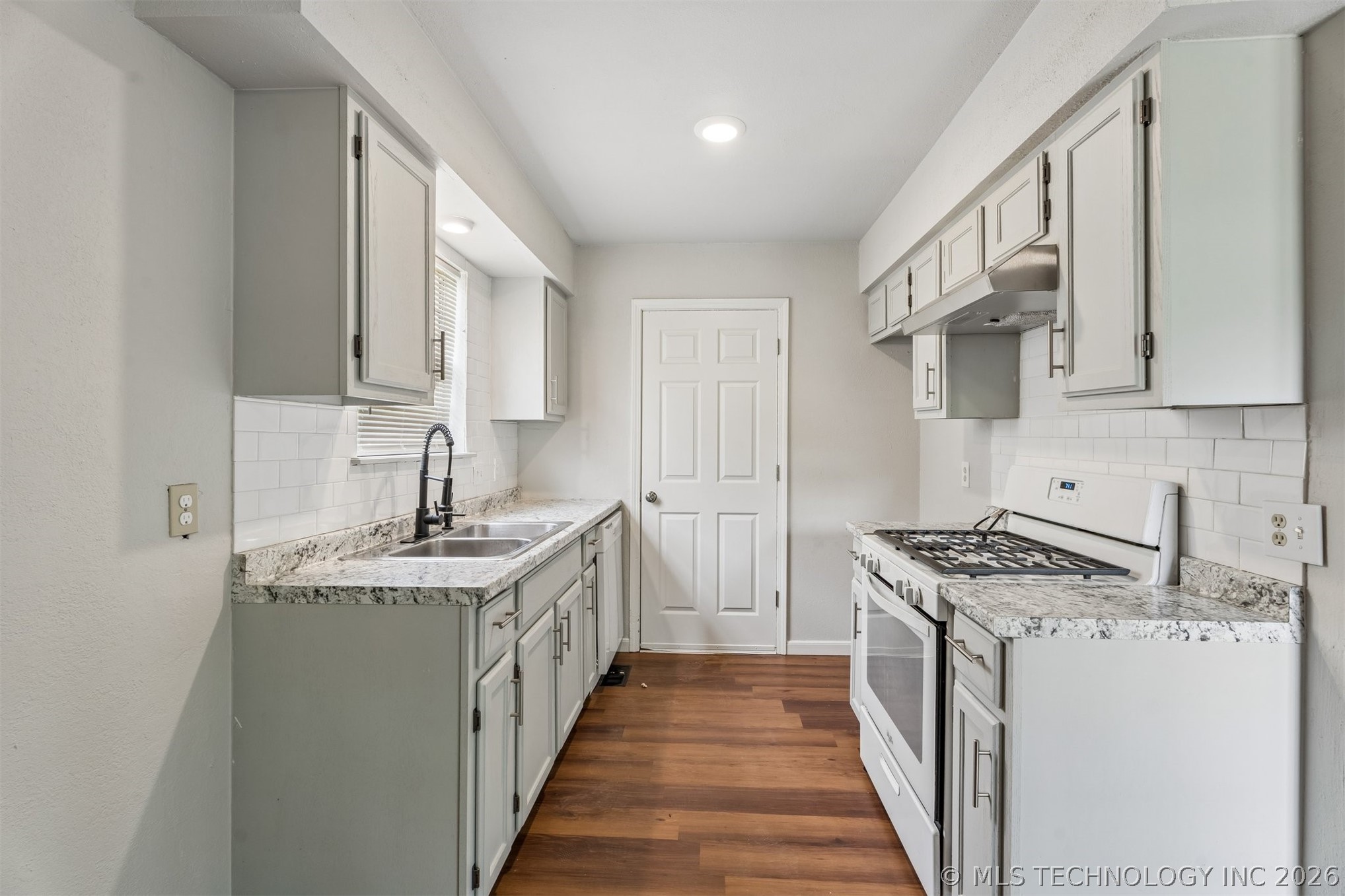 3634 S 106th Place E Tulsa OK 74146