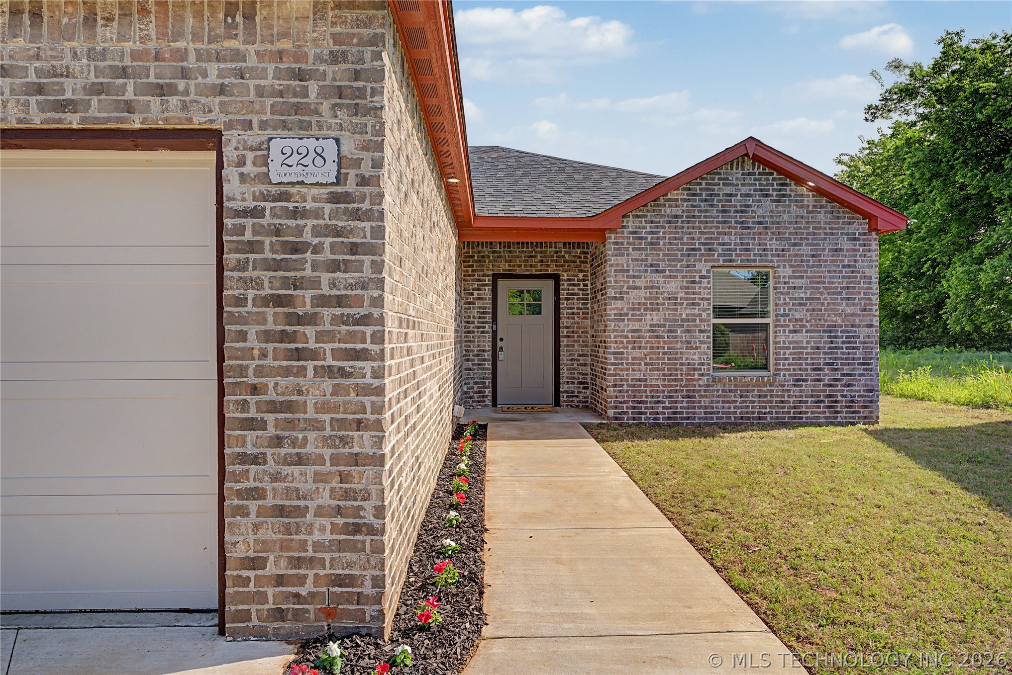 228 E Woodrow Street Tulsa OK 74106