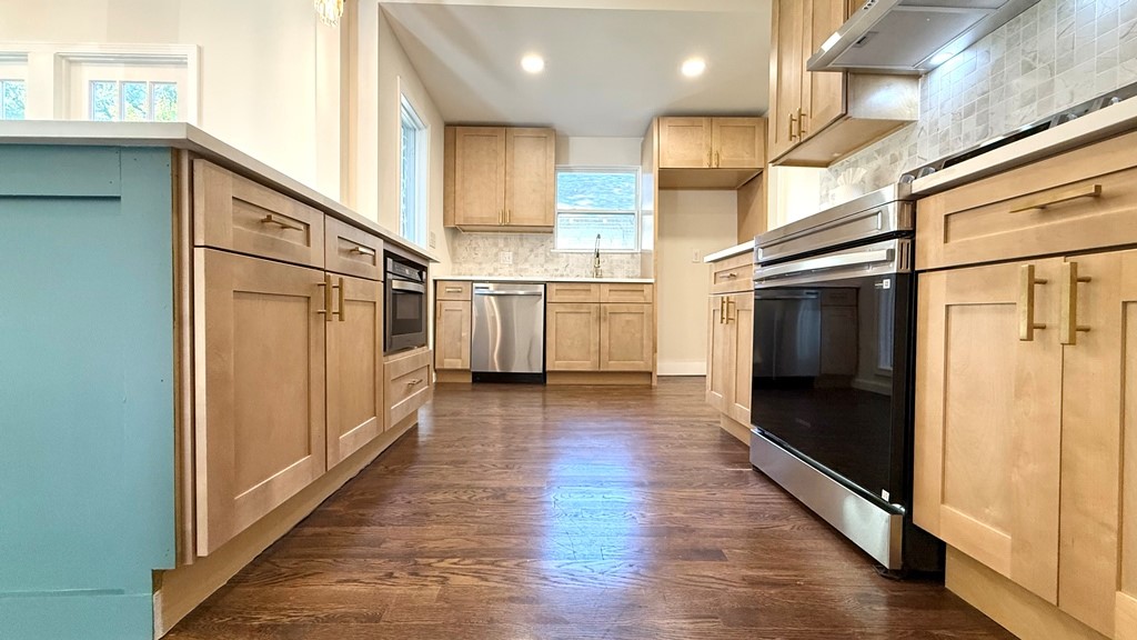 2239 E 8th Street Tulsa OK 74104