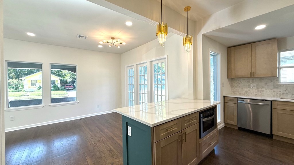 2239 E 8th Street Tulsa OK 74104