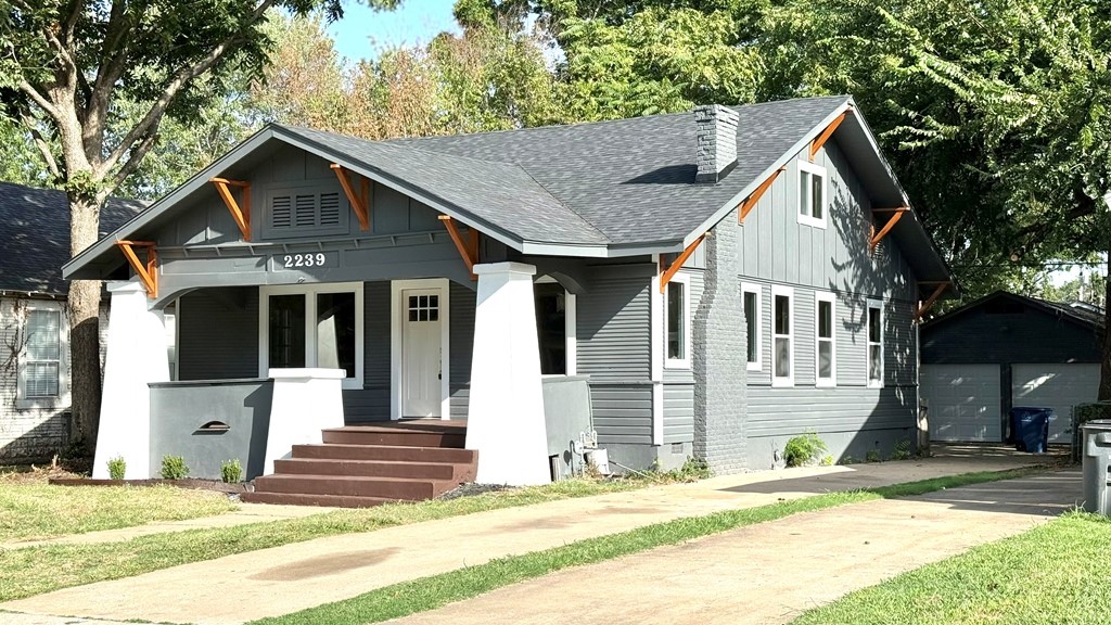 2239 E 8th Street Tulsa OK 74104