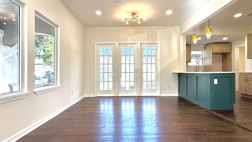 2239 E 8th Street Tulsa OK 74104