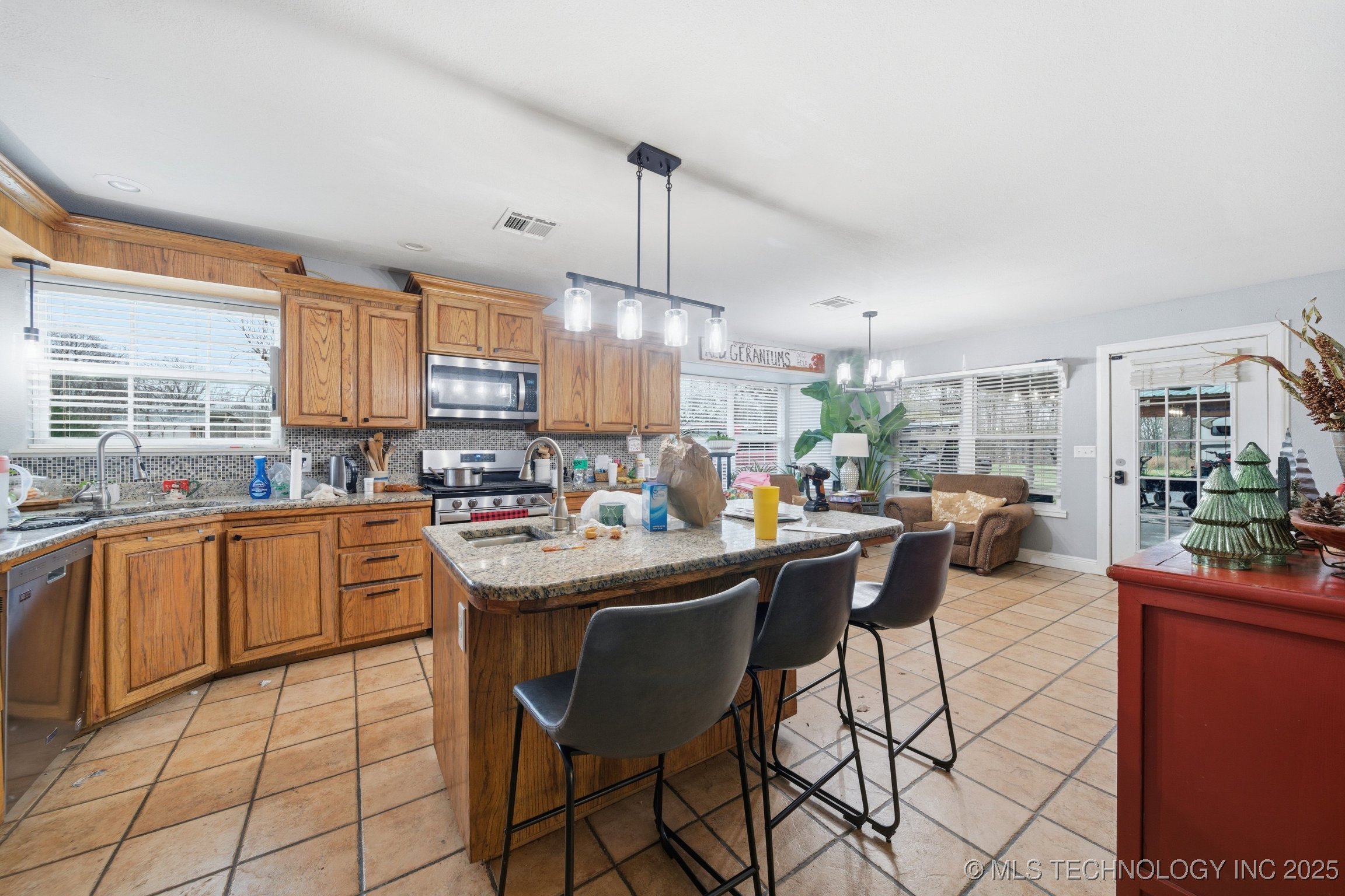 133 SW 650 Road Chouteau OK 74337