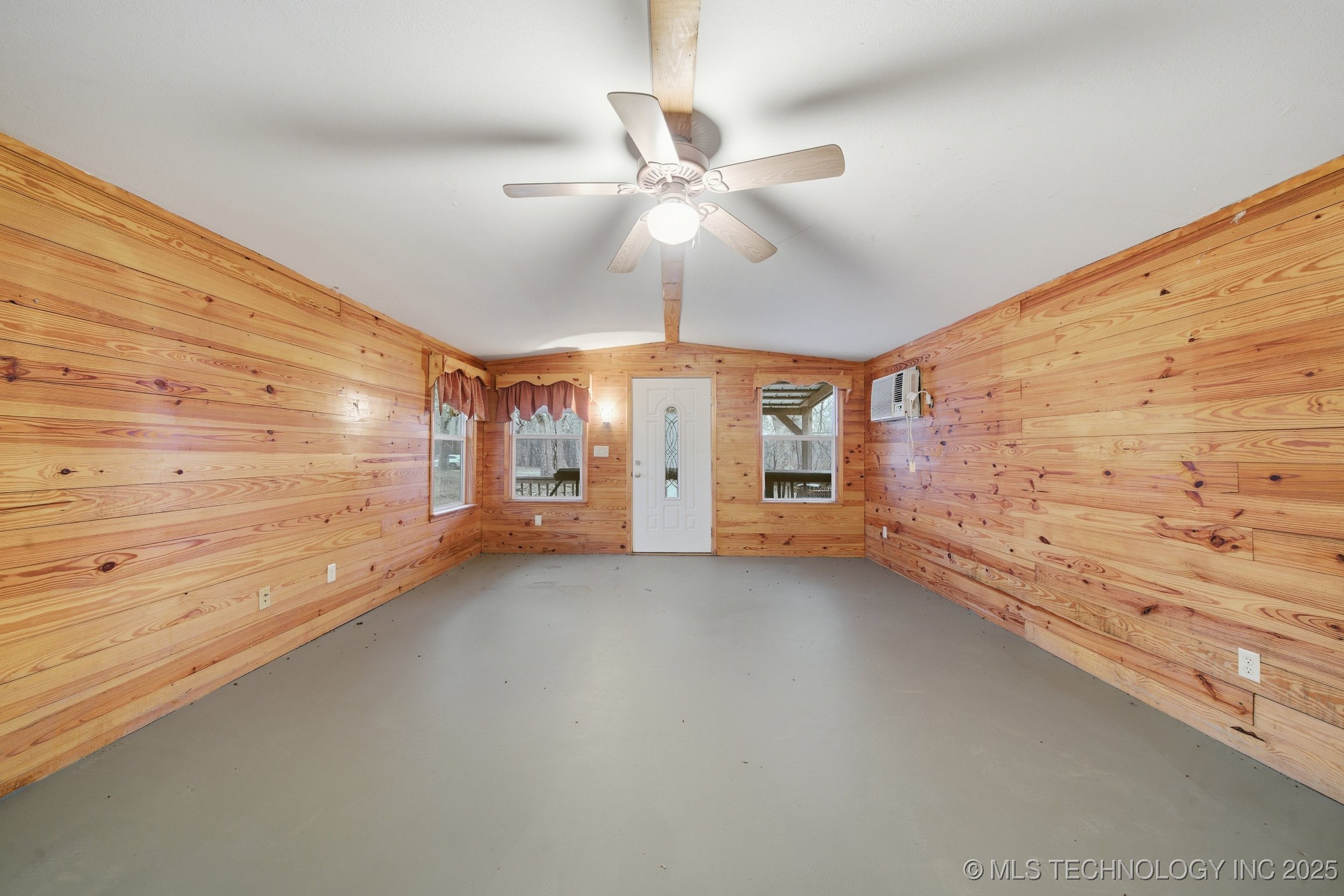 133 SW 650 Road Chouteau OK 74337