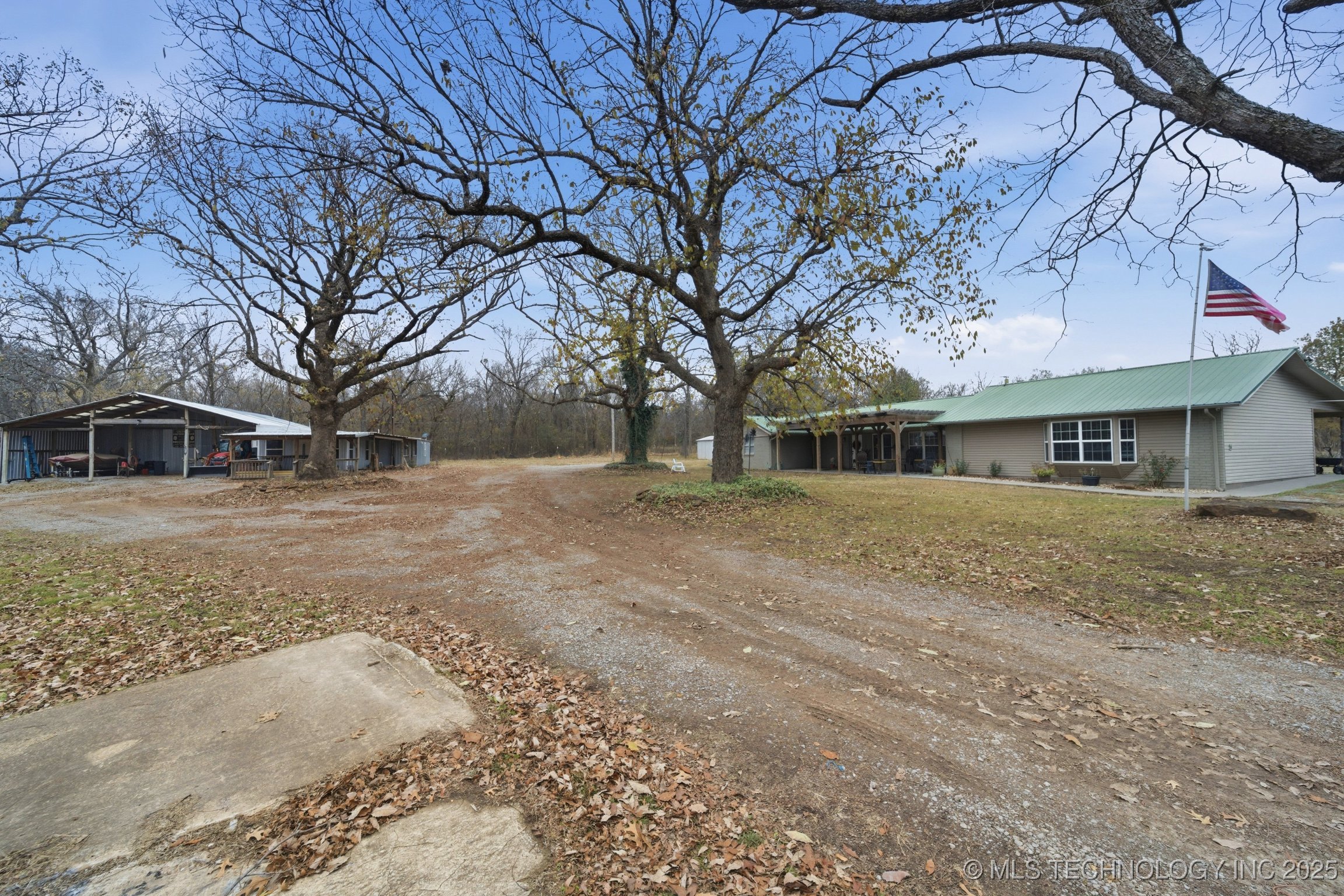 133 SW 650 Road Chouteau OK 74337