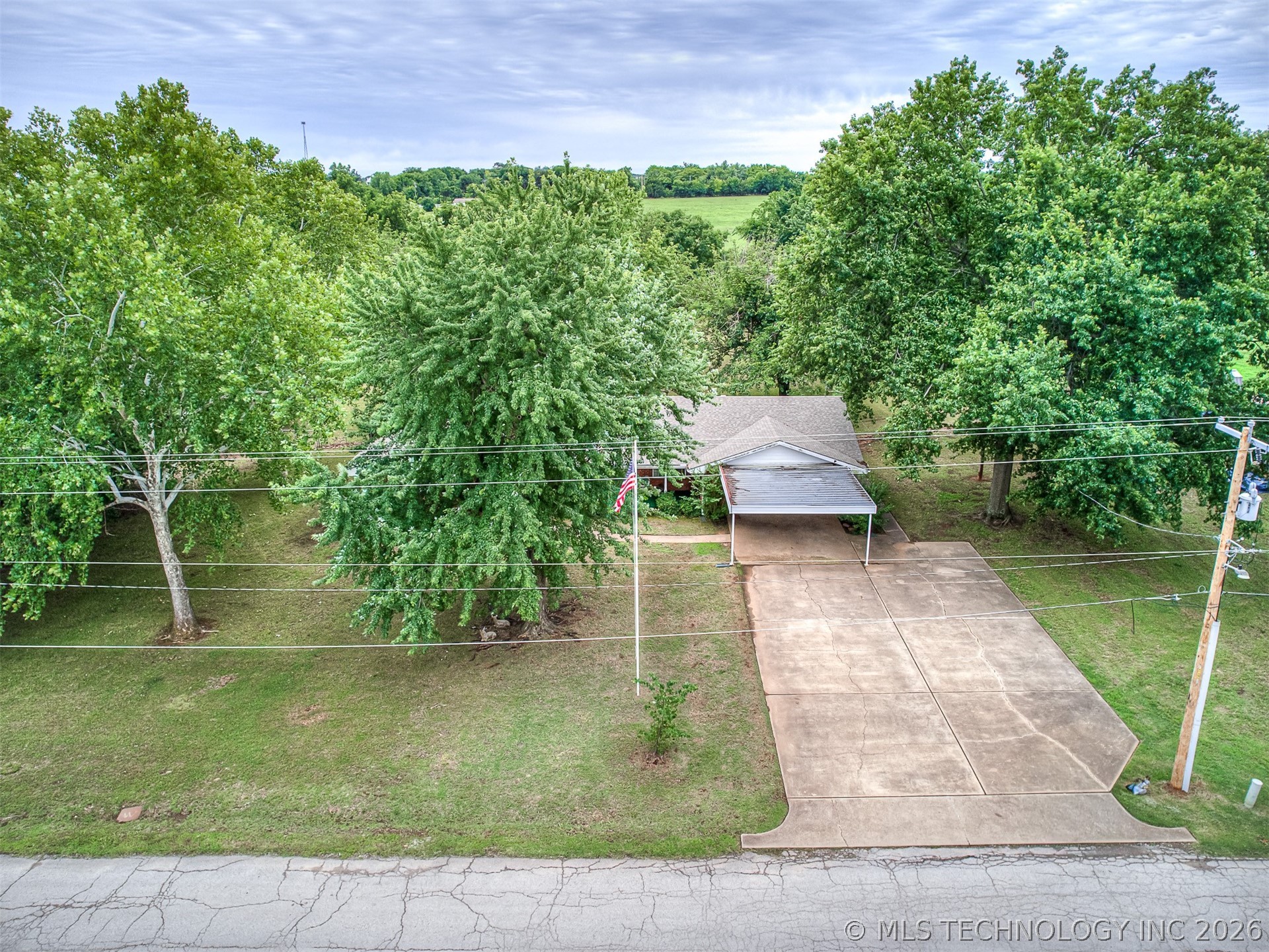 315 W Rogers Street Oilton OK 74052
