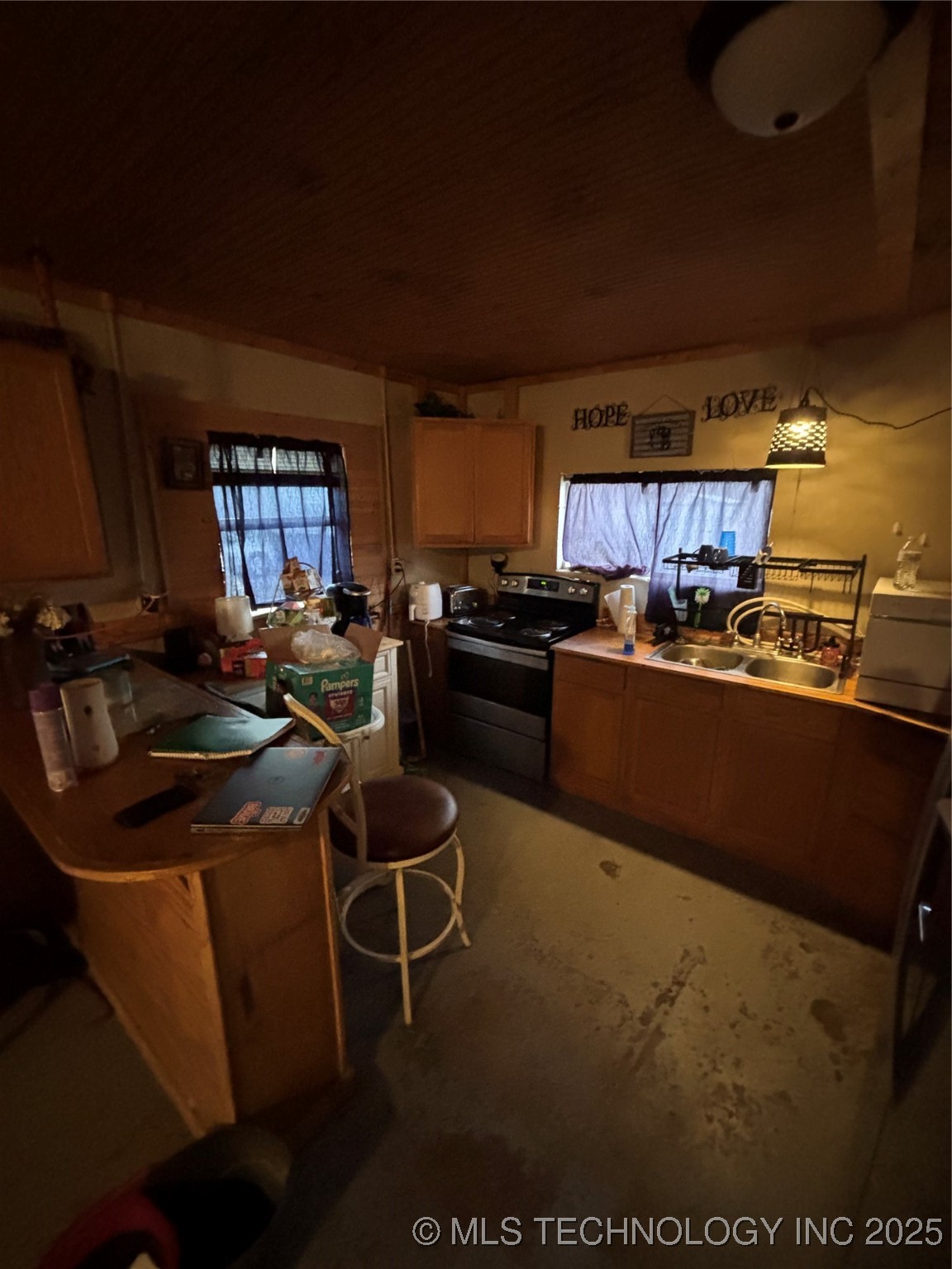 527 SW 2nd Street Adair OK 74330