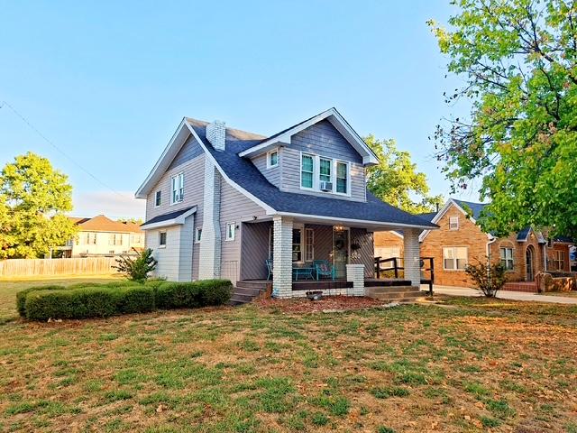 500 N Hinckley Street Holdenville OK 74848