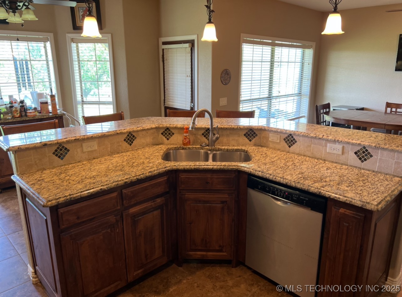 7400 E Prairie View Road E Kenefic OK 74748