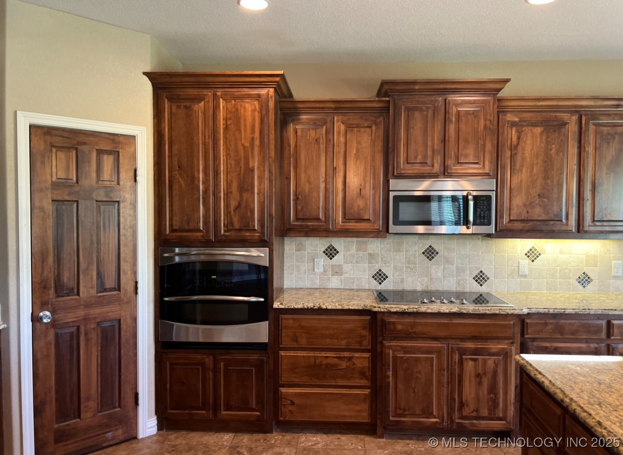 7400 E Prairie View Road E Kenefic OK 74748