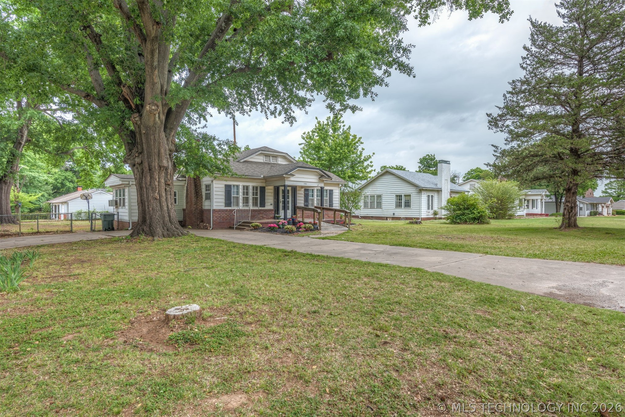 1901 E 9th Street Okmulgee OK 74447