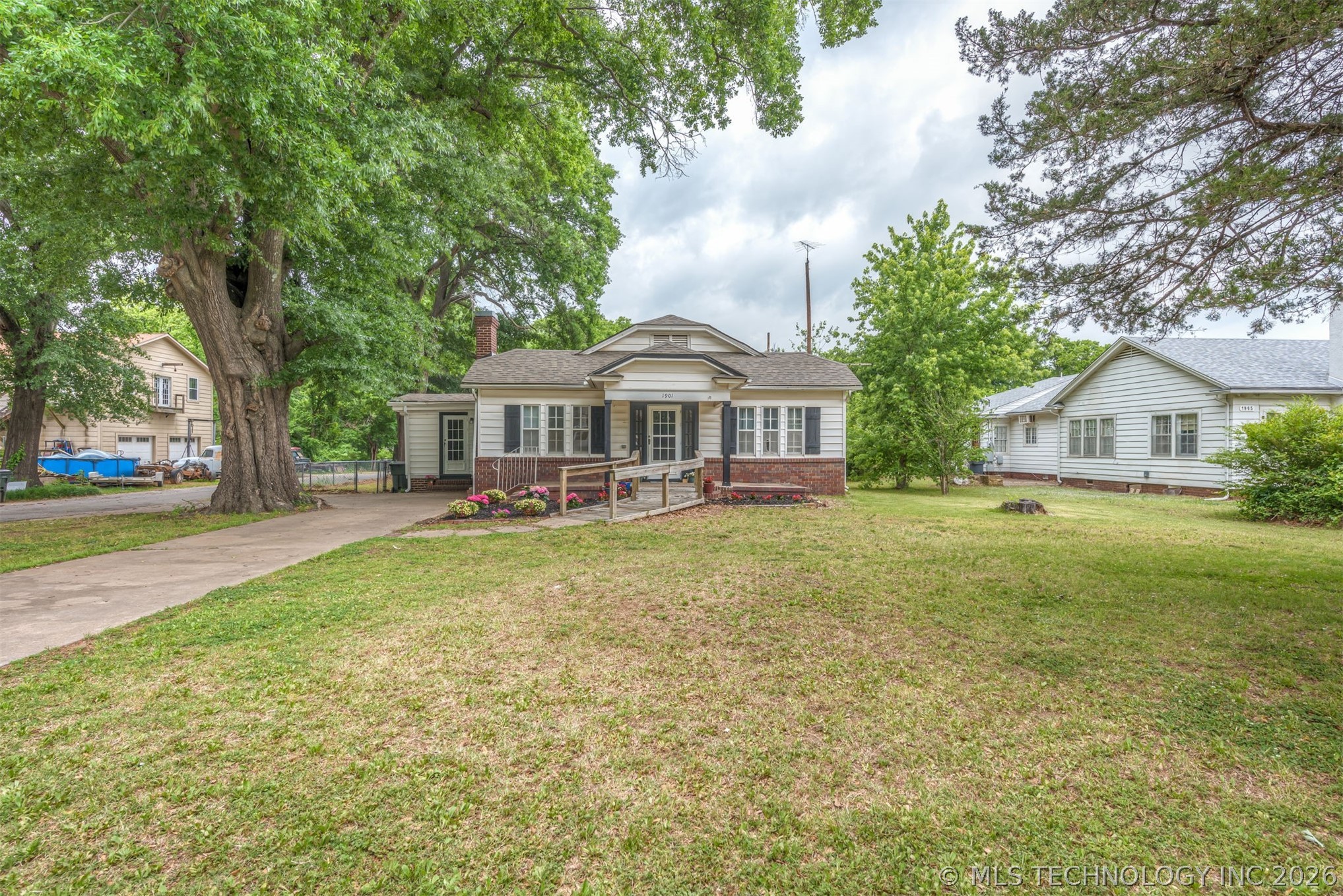 1901 E 9th Street Okmulgee OK 74447