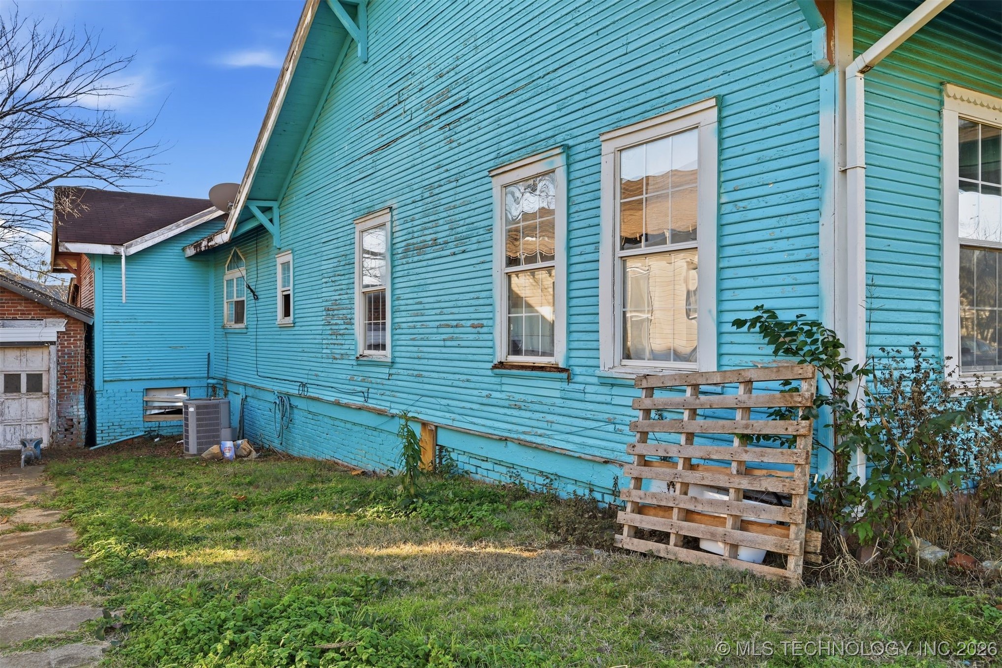 303 W Cummings Street Henryetta OK 74437
