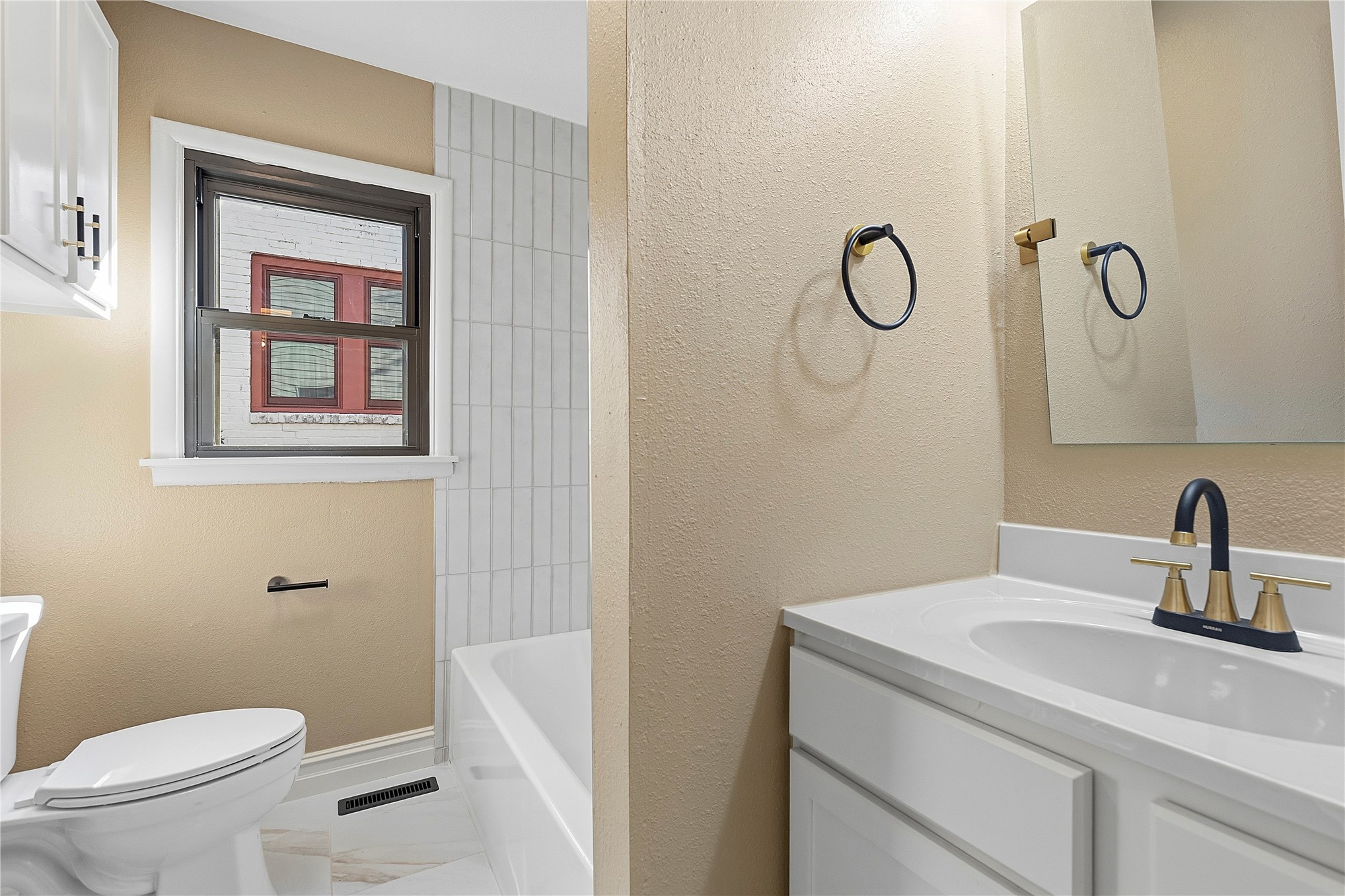 546 S Zurich Avenue Tulsa OK 74112