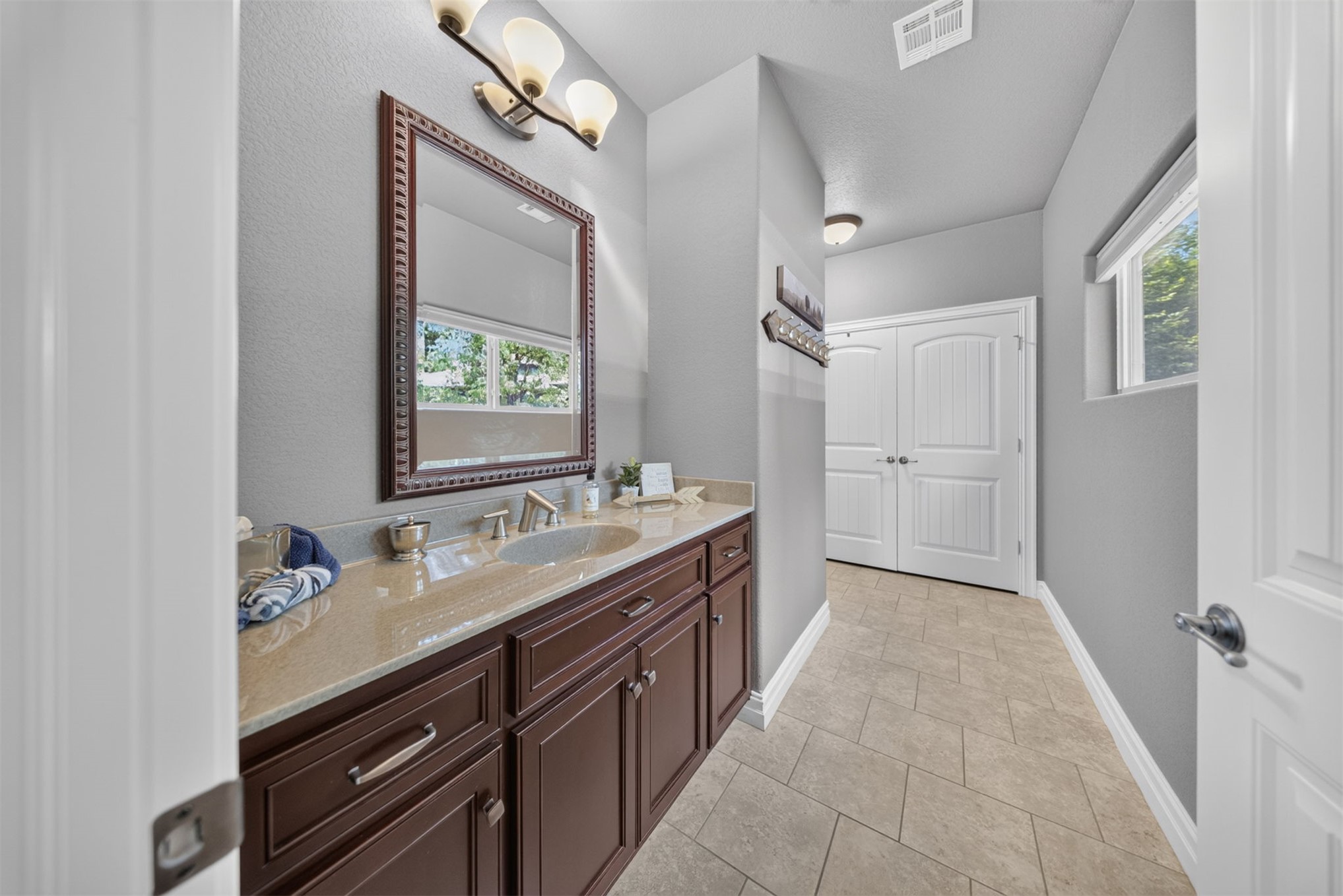 59796 E 318 Lane Grove OK 74344