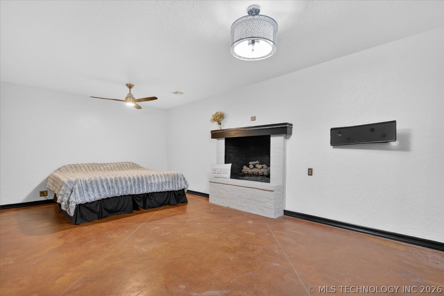 725 Kenwood Drive Bartlesville OK 74006
