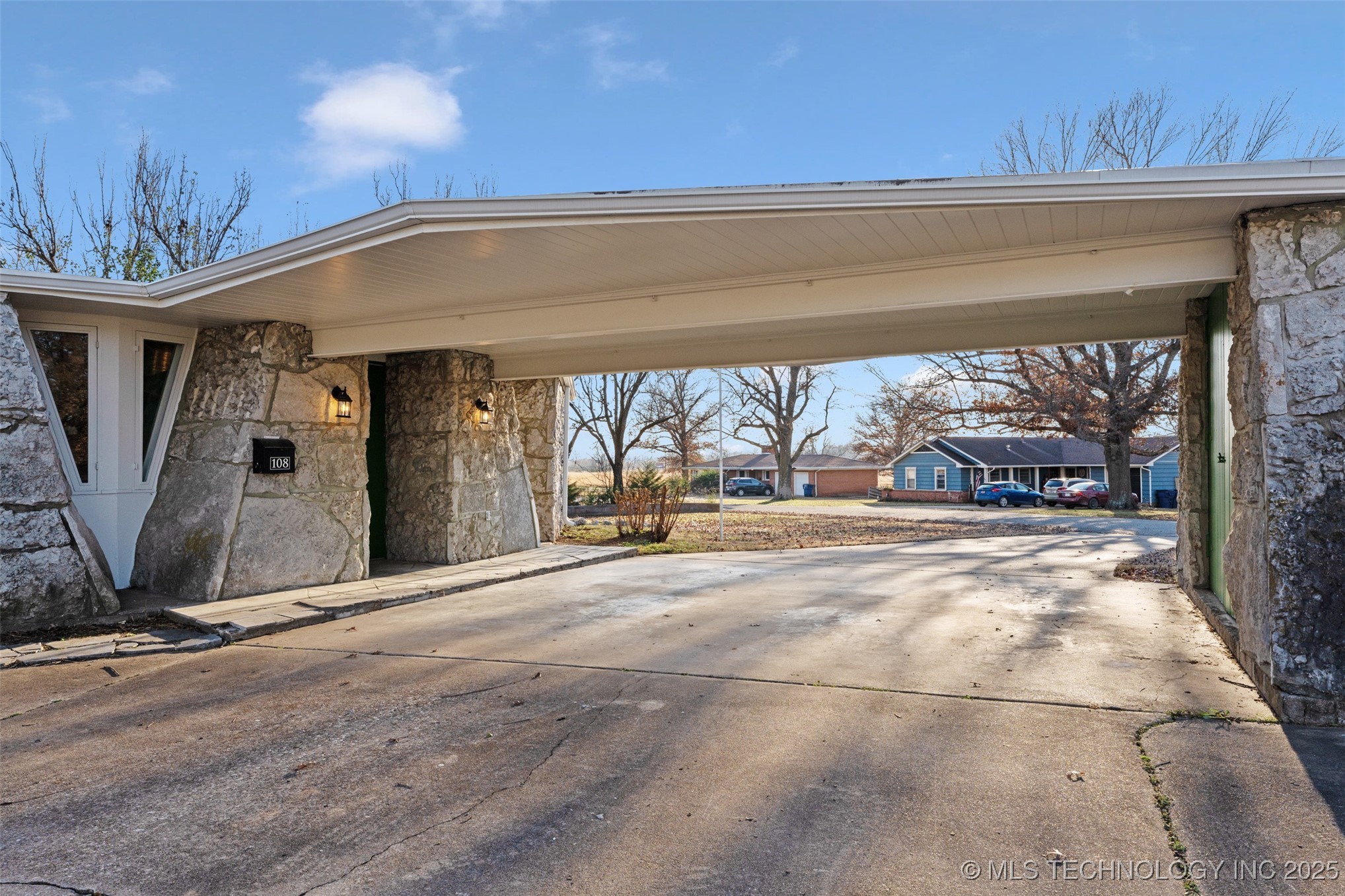 108 Fairmont Road Vinita OK 74301