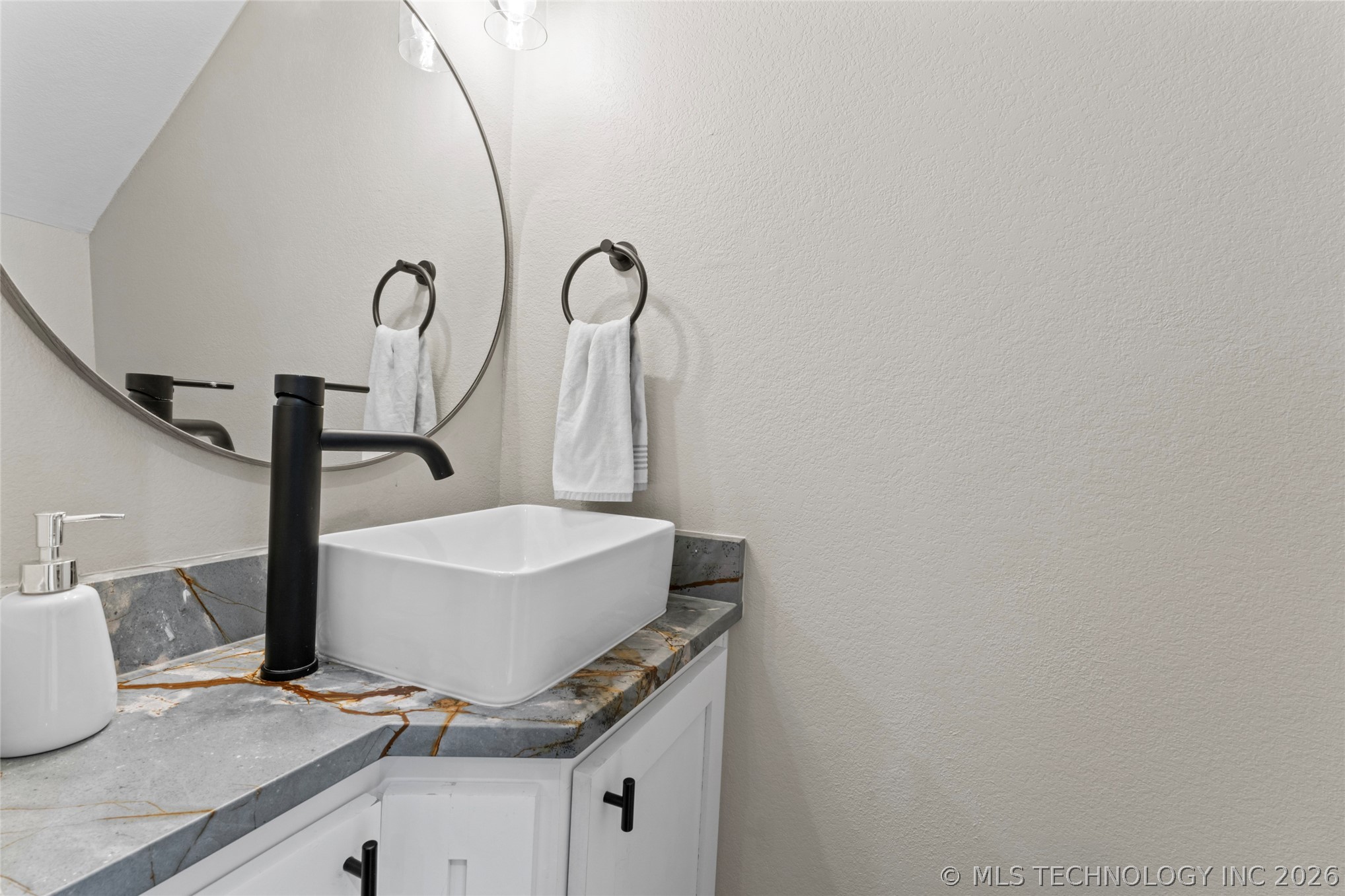 2448 E 56th Place Tulsa OK 74105
