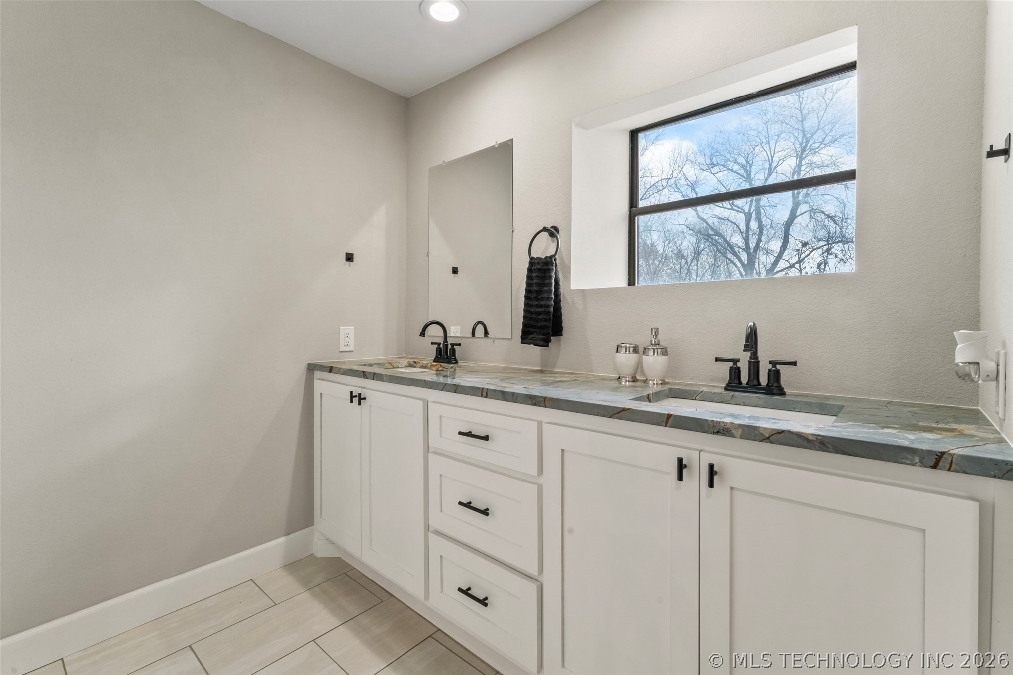2448 E 56th Place Tulsa OK 74105