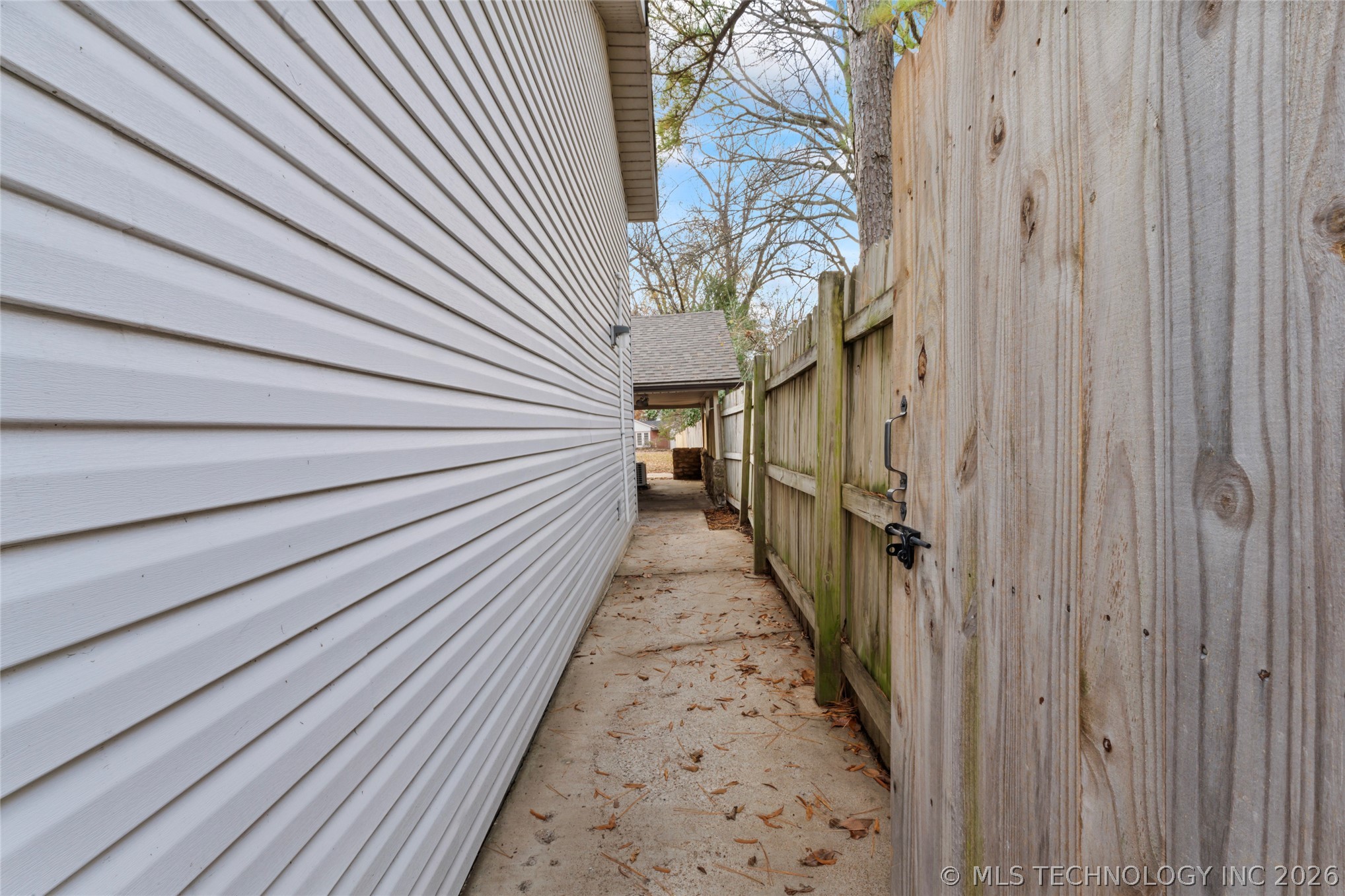2448 E 56th Place Tulsa OK 74105