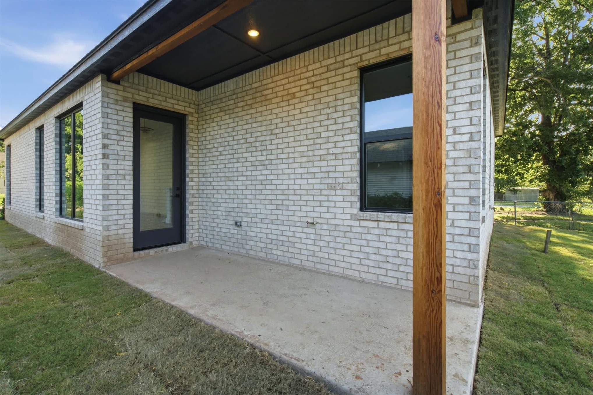 346 E Zion Place Tulsa OK 74106