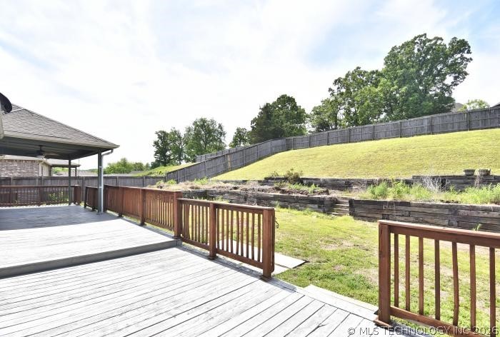 1810 S Stephanie Street Sapulpa OK 74066